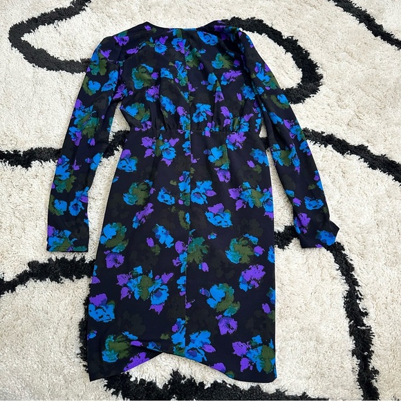 Essential Antwerp wizzie gatherer shirt dress - Picture 7 of 12